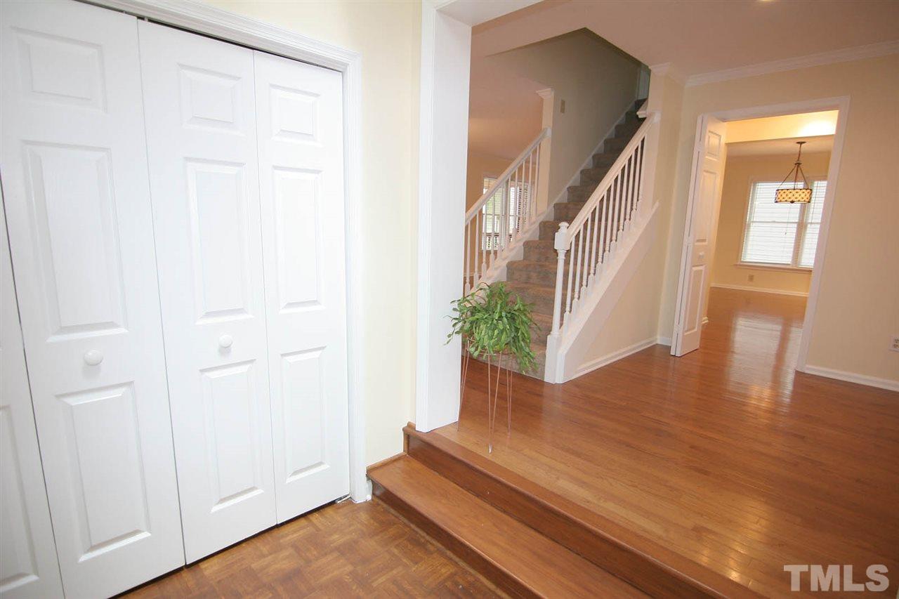 102 Oxpens Road Cary, NC 27513 - Photo 5 of 25 Gallery Image 5