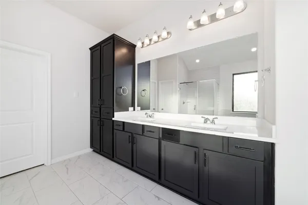 $4,200 | 720 Lake Lacosta Drive, Katy, TX 77493