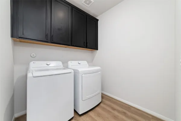 $4,200 | 720 Lake Lacosta Drive, Katy, TX 77493