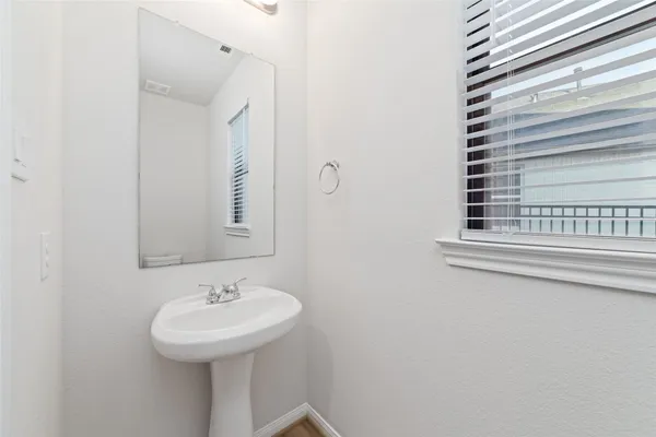 $4,200 | 720 Lake Lacosta Drive, Katy, TX 77493