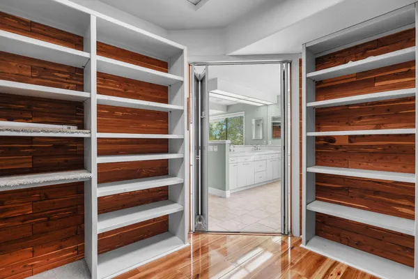 $699,900 | 17505 Forest View Drive, Redding, CA 96003