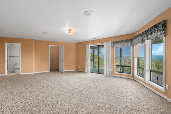 $699,900 | 17505 Forest View Drive, Redding, CA 96003