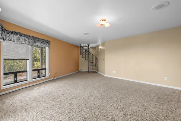 $699,900 | 17505 Forest View Drive, Redding, CA 96003
