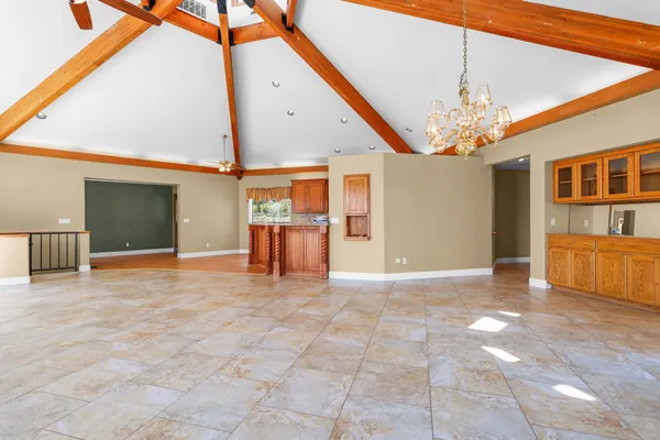 $699,900 | 17505 Forest View Drive, Redding, CA 96003