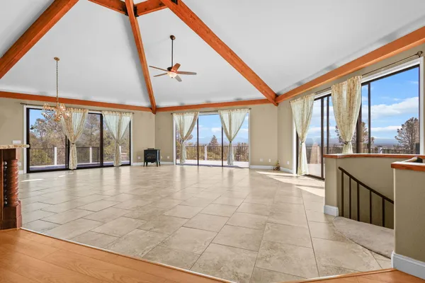 $699,900 | 17505 Forest View Drive, Redding, CA 96003