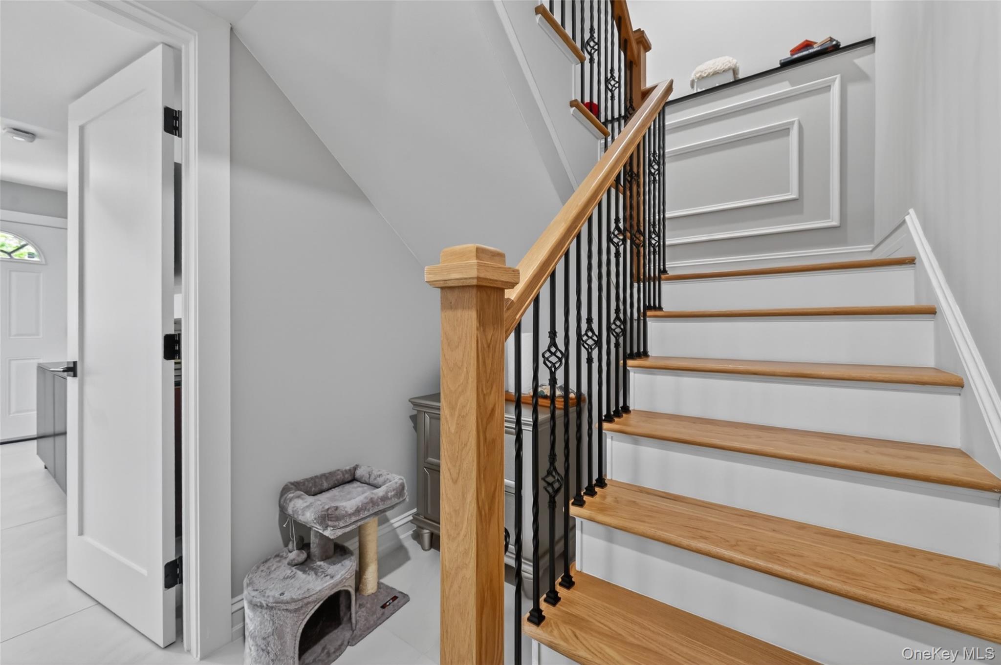 65 Wildway Bronxville, NY 10708 - Photo 8 of 42