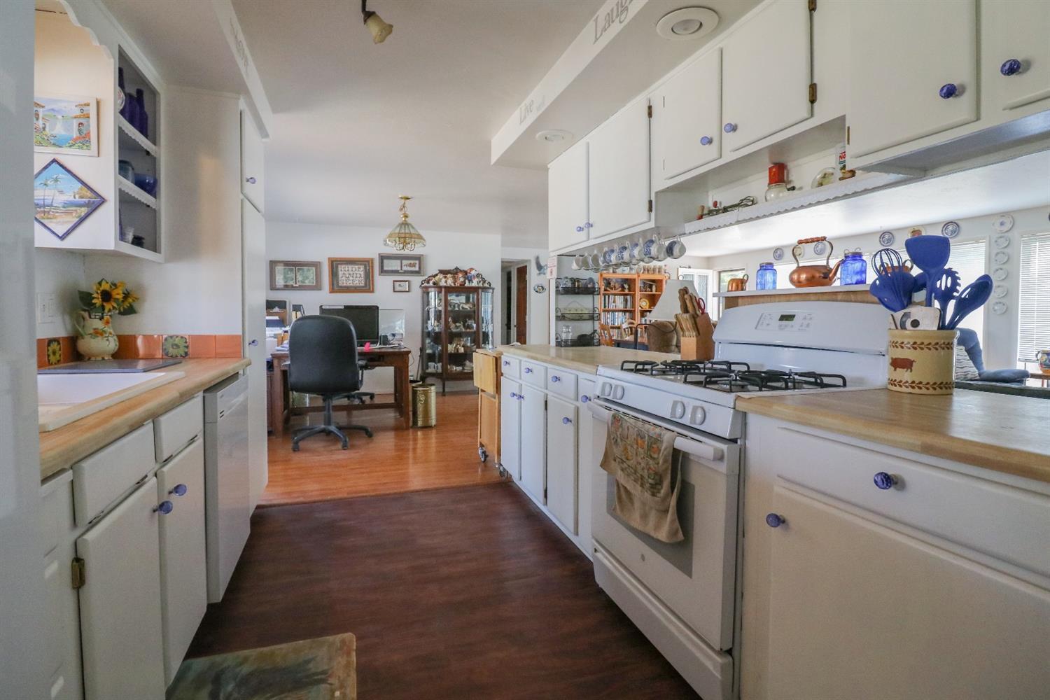 2945 Lone Pine Road Medford, OR 97504 - Photo 19 of 35 Additional Photo
