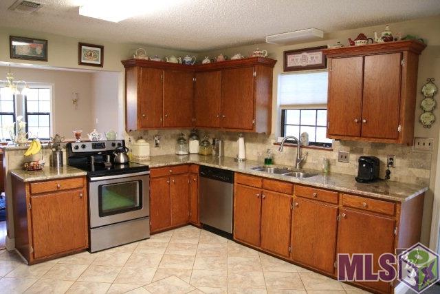 542 Bayou Folse Road Raceland, LA 70394 - Photo 8 of 25