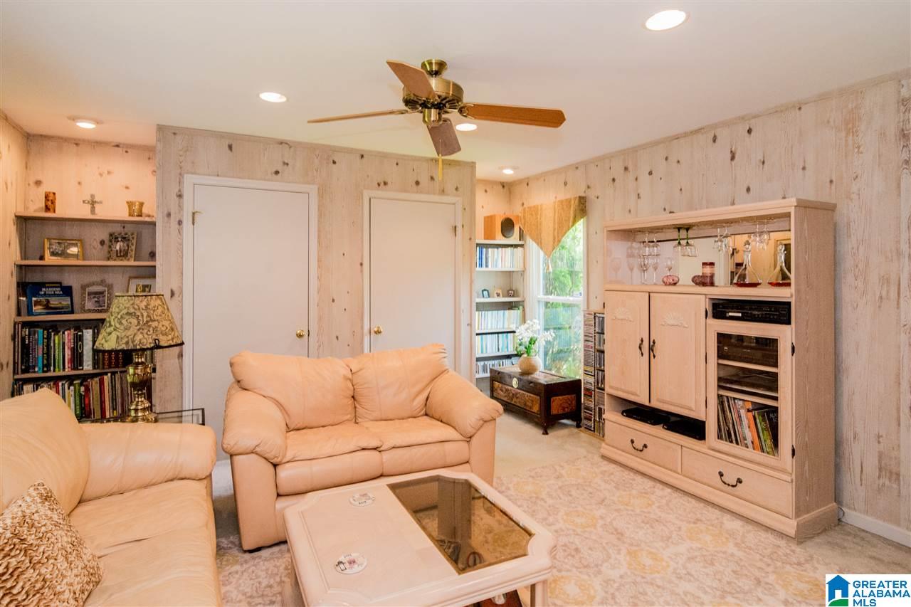 237 South Wood Road Birmingham, AL 35209 - Photo 13 of 31