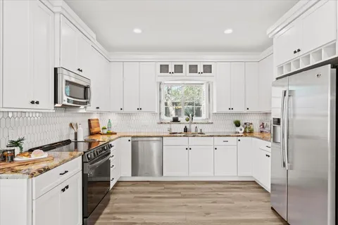 $695,000 | 310 Saddle Blanket Drive, Dripping Springs, TX 78620