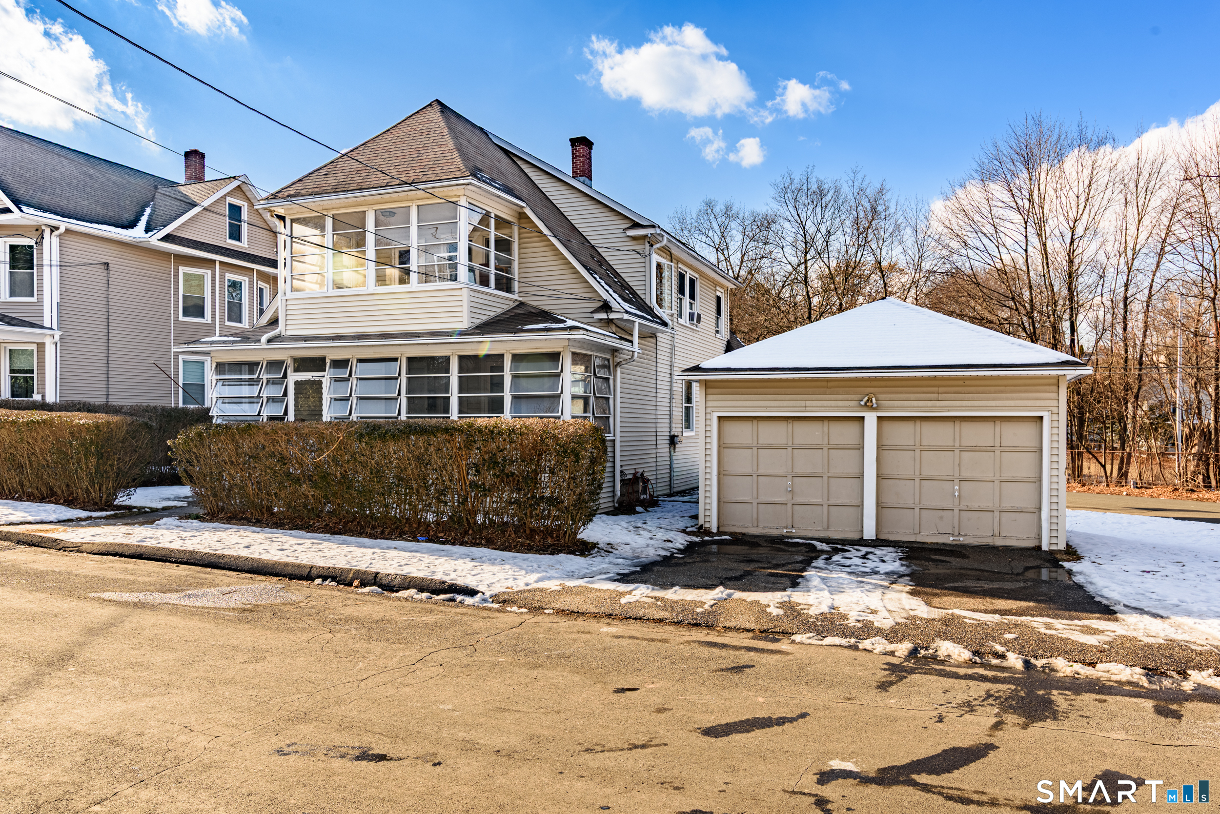 9 Carley Street, Unit 2 Shelton, CT 06484 - Photo 2 of 5