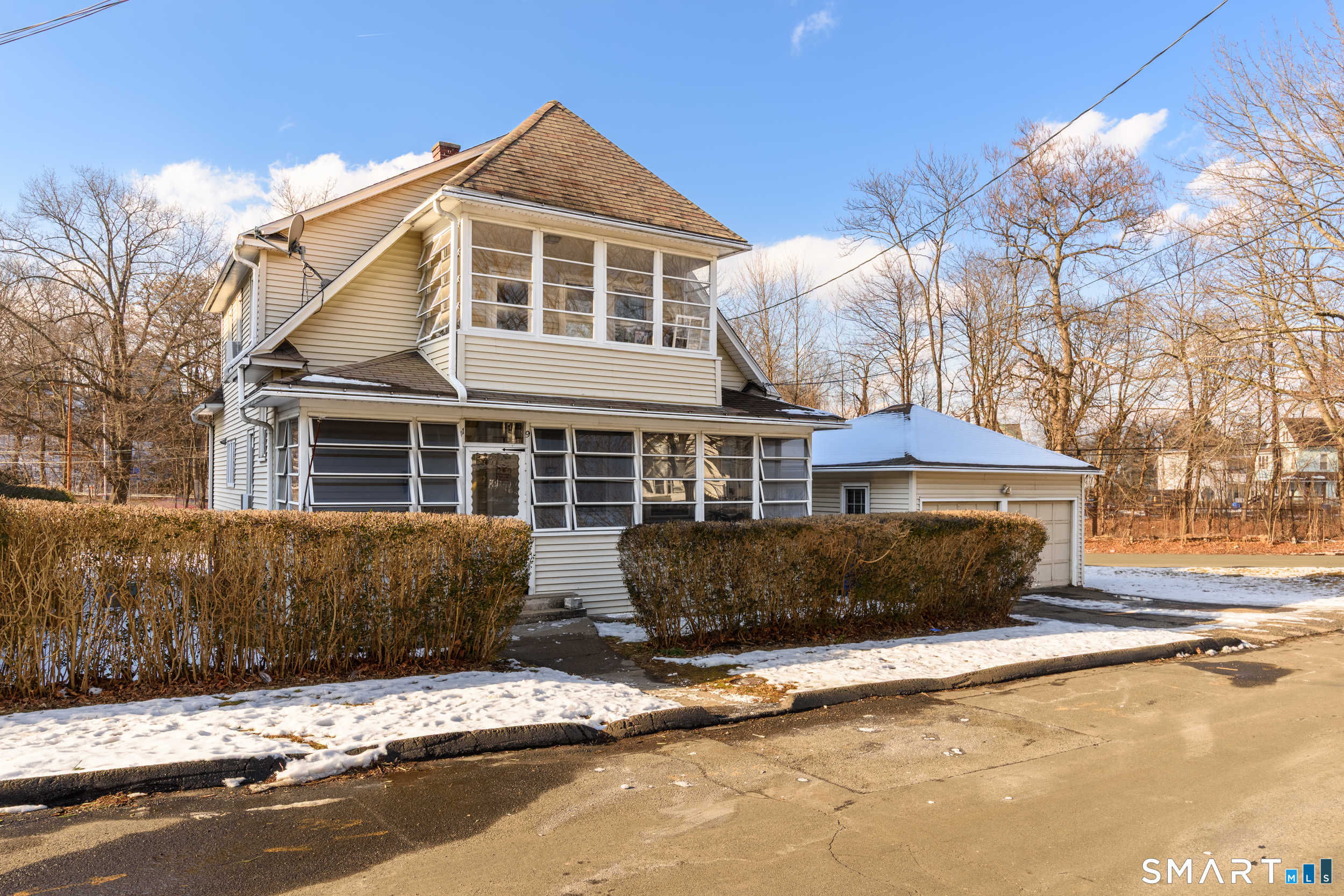 9 Carley Street, Unit 2 Shelton, CT 06484 - Photo 3 of 5