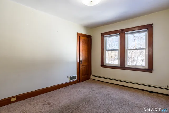 $2,000 | 9 Carley Street, Unit 2, Shelton, CT 06484