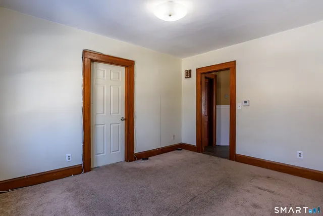 $2,000 | 9 Carley Street, Unit 2, Shelton, CT 06484