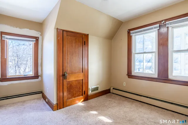 $2,000 | 9 Carley Street, Unit 2, Shelton, CT 06484