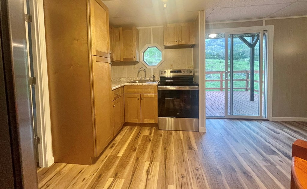 3747 Mountain Road Cedar Bluff, VA 24609 - Photo 11 of 49 Gallery Image 11