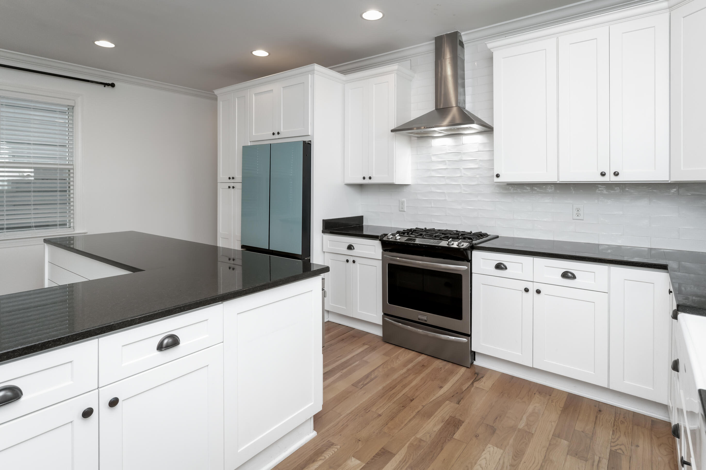 1444 Madison Street Chattanooga, TN 37408 - Photo 6 of 34 _DSC2021-Edit-Edit