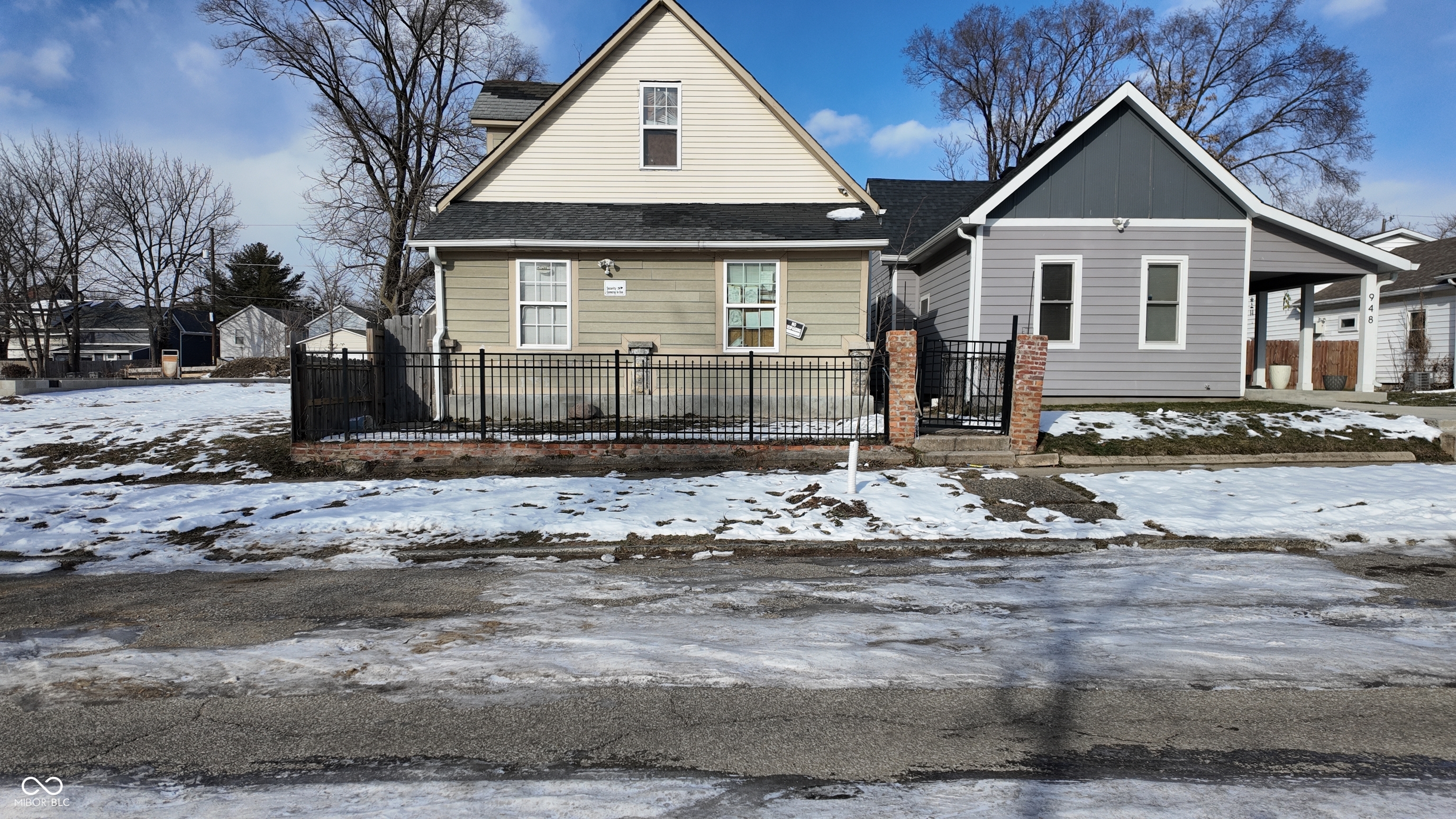 952 Udell Street Indianapolis, IN 46208 - Photo 2 of 5