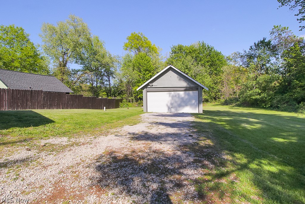 6707 Engle Road Cleveland, OH 44130 - Photo 24 of 29 Gallery Image 24