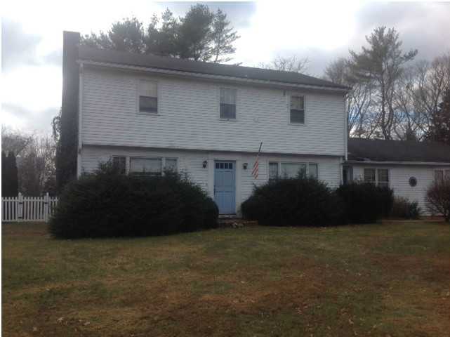 8 Normandy Road South Kingstown, RI 02879 - Photo 1 of 12 Exterior Front.