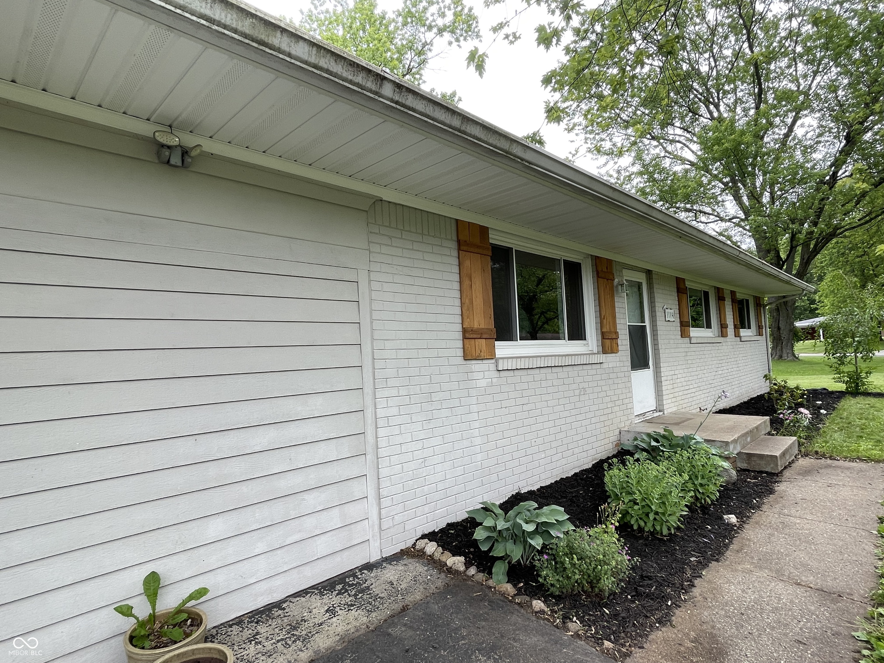 1114 Bristol Road Carmel, IN 46280 - Photo 3 of 21 Gallery Image 3