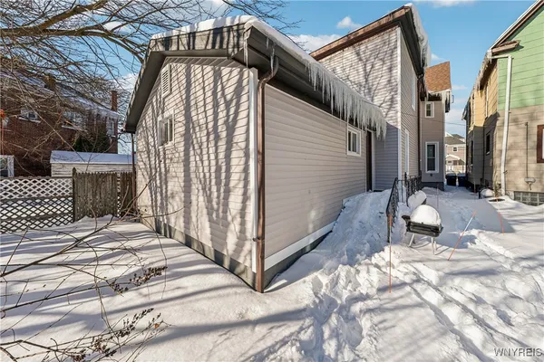 $347,500 | 89 Albany Street, Buffalo, NY 14213
