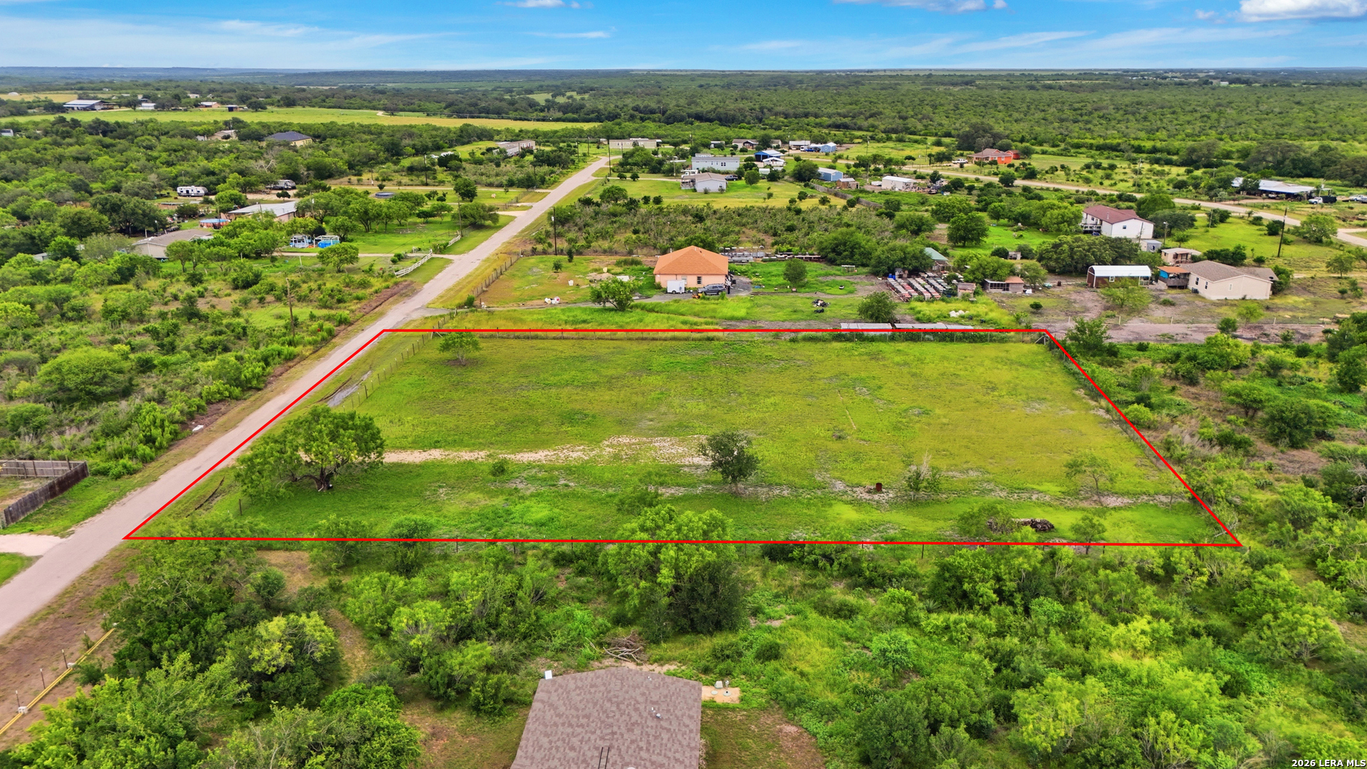 4647 County Road Hondo, TX 78861 - Photo 15 of 18