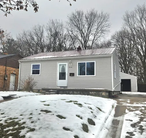 $79,900 | 2000 William Street, Lansing, MI 48915