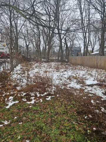 $79,900 | 2000 William Street, Lansing, MI 48915