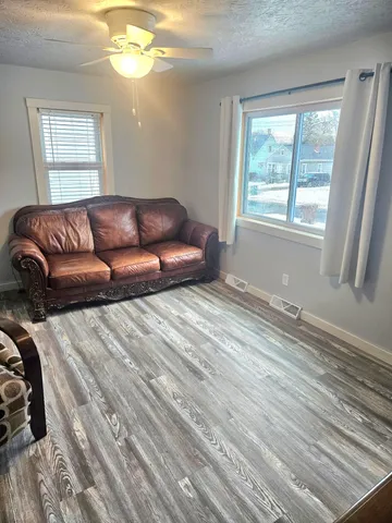 $79,900 | 2000 William Street, Lansing, MI 48915