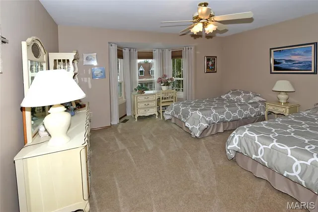 $450,000 | 928 Oak Terrace Court, Fenton, MO 63026