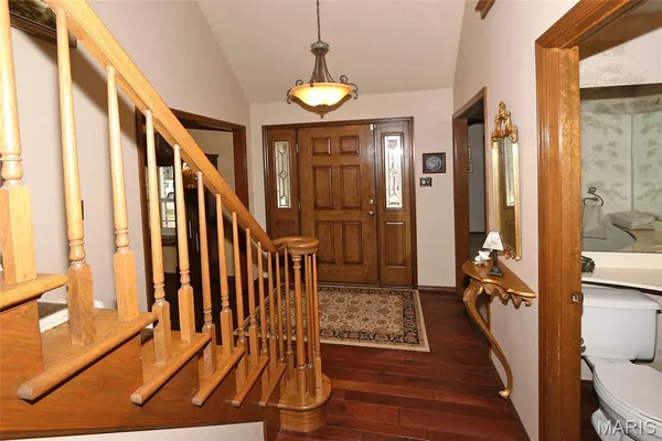 $450,000 | 928 Oak Terrace Court, Fenton, MO 63026