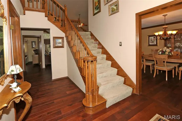 $450,000 | 928 Oak Terrace Court, Fenton, MO 63026