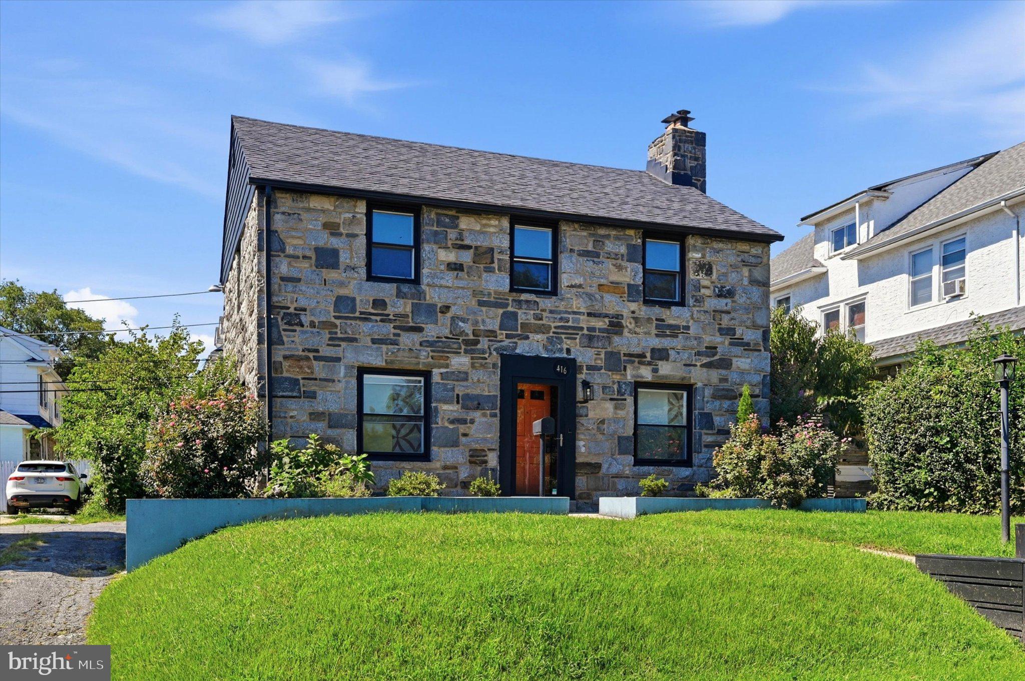 416 Broadview Road Upper Darby, PA 19082 - Photo 2 of 35 Gallery Image 2