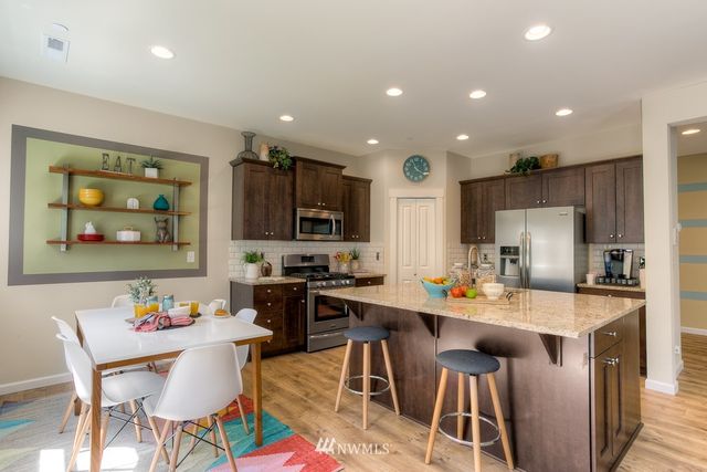 $564,065 | 26215 227th Terrace Southeast, Unit 3, Maple Valley, WA 98038