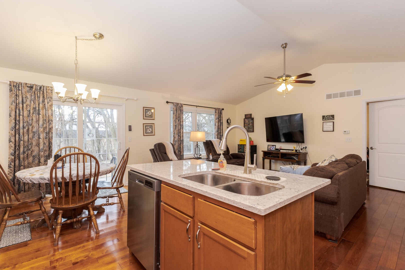 158 Cassidy Road Normal, IL 61761 - Photo 8 of 50 Gallery Image 8