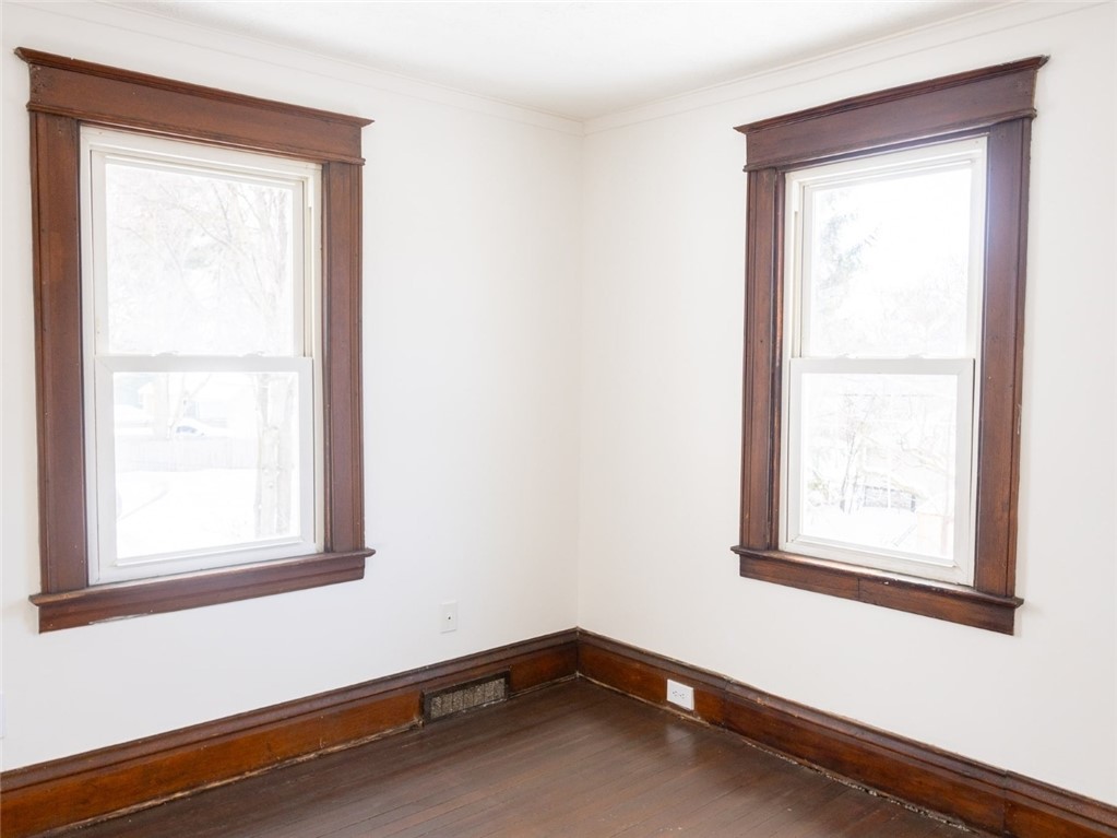 505 Augustine Street Rochester, NY 14613 - Photo 18 of 27