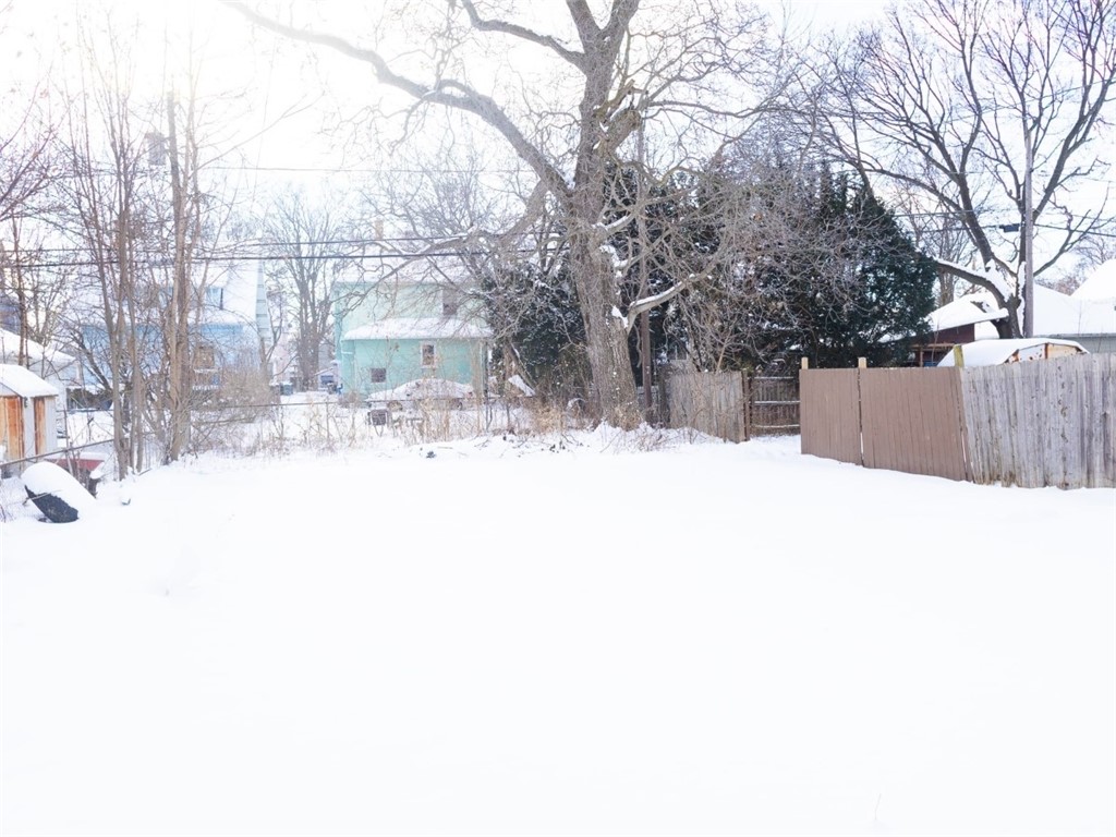 505 Augustine Street Rochester, NY 14613 - Photo 2 of 27