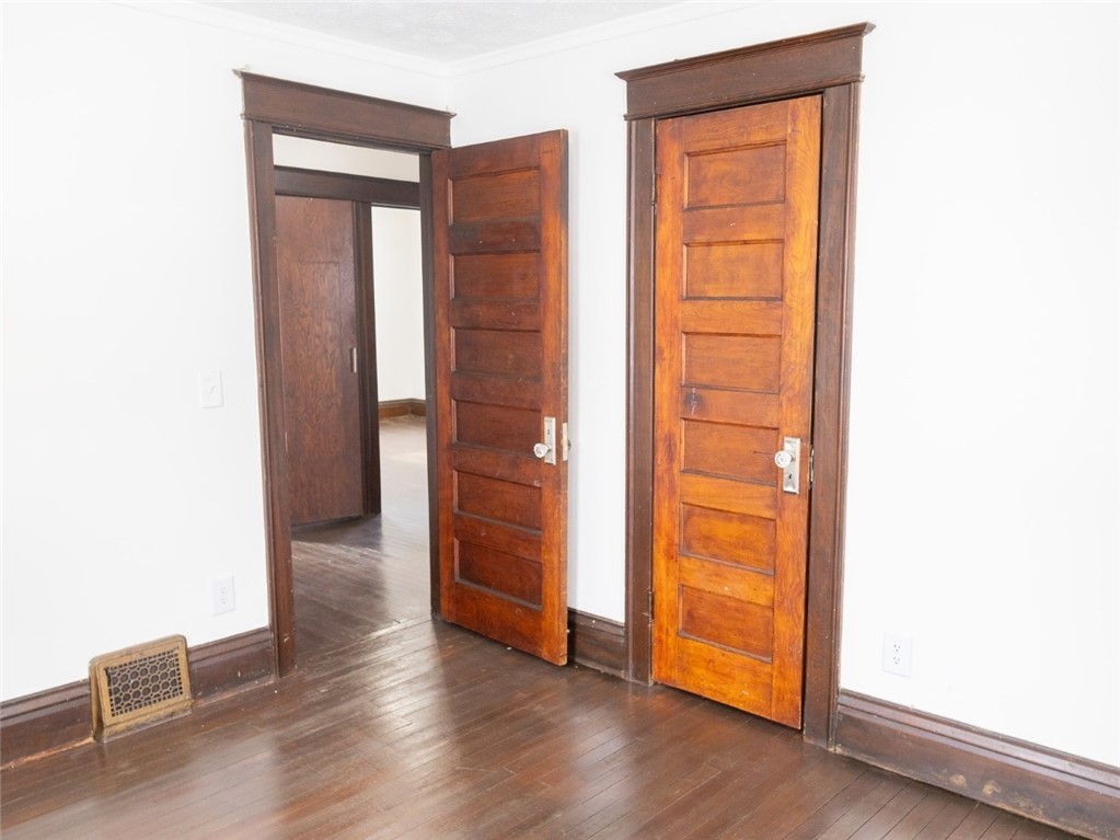 505 Augustine Street Rochester, NY 14613 - Photo 21 of 27