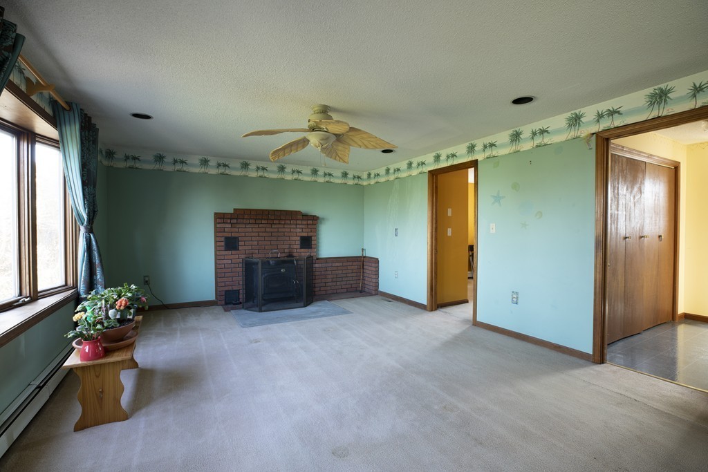 33 Piasta Road Dudley, MA 01571 - Photo 5 of 25