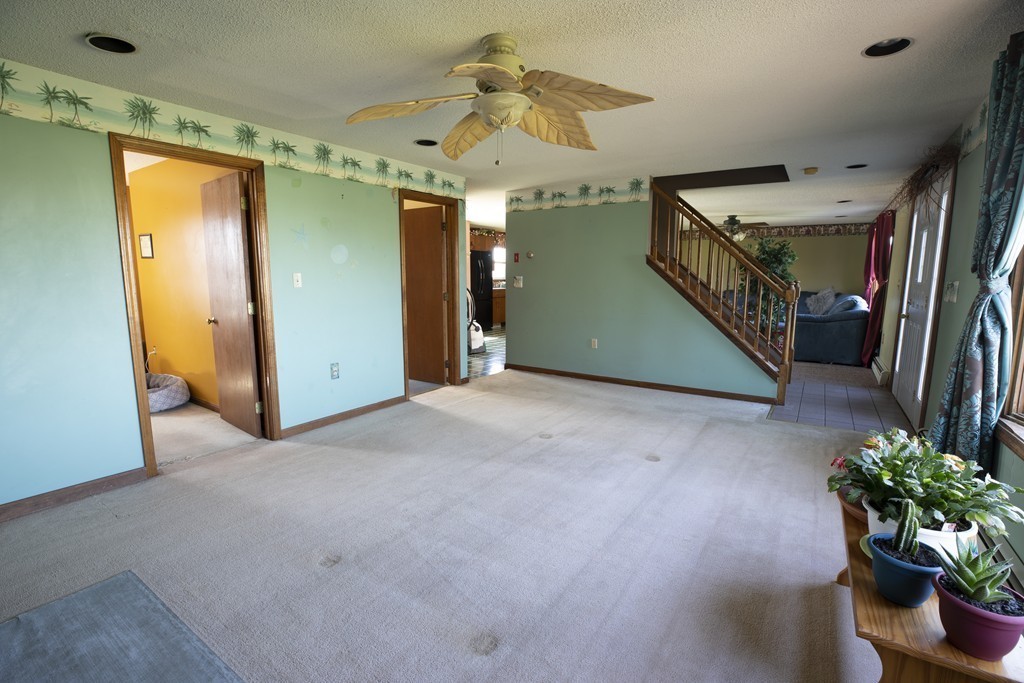33 Piasta Road Dudley, MA 01571 - Photo 6 of 25