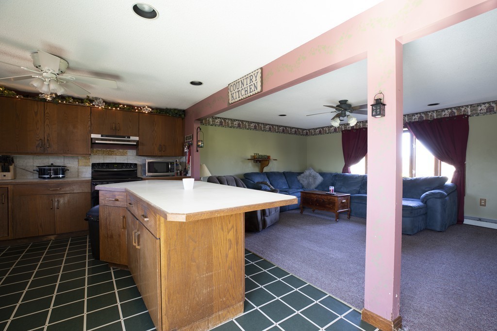 33 Piasta Road Dudley, MA 01571 - Photo 10 of 25