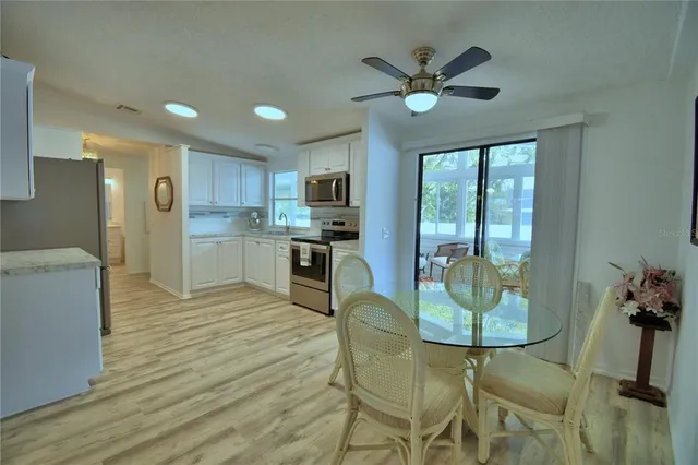 $189,000 | 4802 Colonnades Circle East, Lakeland, FL 33811