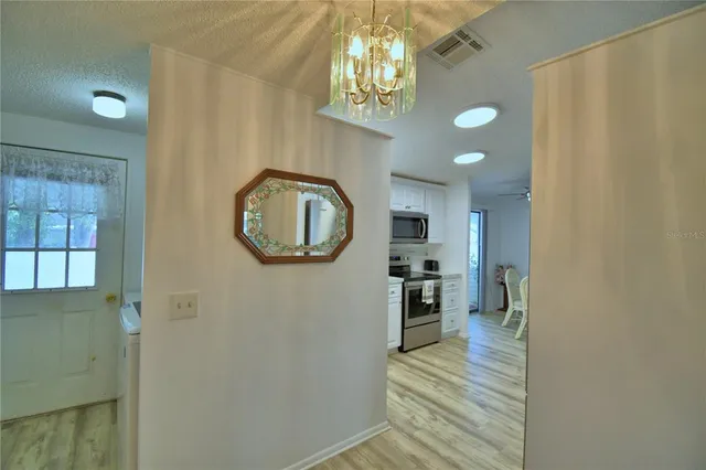 $189,000 | 4802 Colonnades Circle East, Lakeland, FL 33811