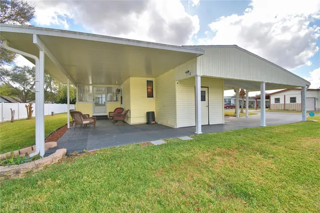 $189,000 | 4802 Colonnades Circle East, Lakeland, FL 33811