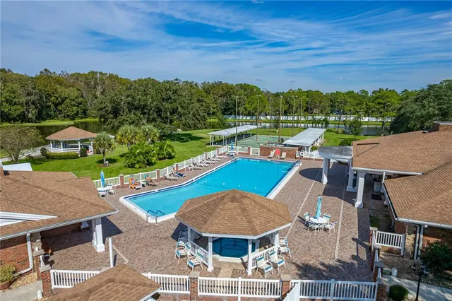 $189,000 | 4802 Colonnades Circle East, Lakeland, FL 33811