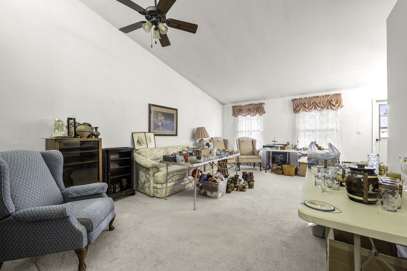 90 Sandhurst Road Mundelein, IL 60060 - Photo 6 of 29