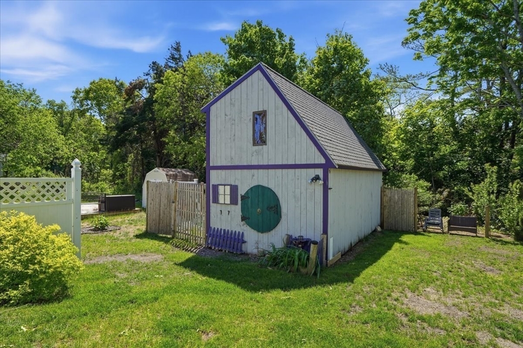 92 Lookout Point Road Plymouth, MA 02360 - Photo 9 of 42