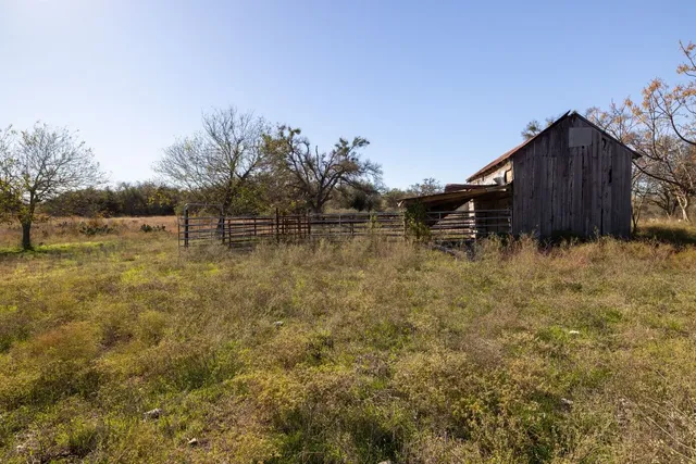 $1,185,000 | 2450 County Road 124, Georgetown, TX 78626