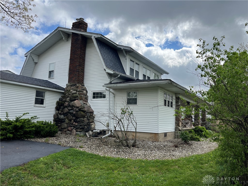 9319 Wesler Road New Paris, OH 45347 - Photo 4 of 99